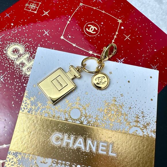 Chanel beauty perfume bottle charm NEW - Picture 1 of 4